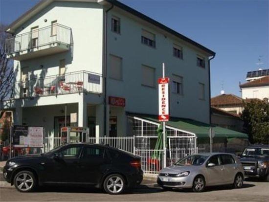 Residence Mariele Tavazzano Buitenkant foto