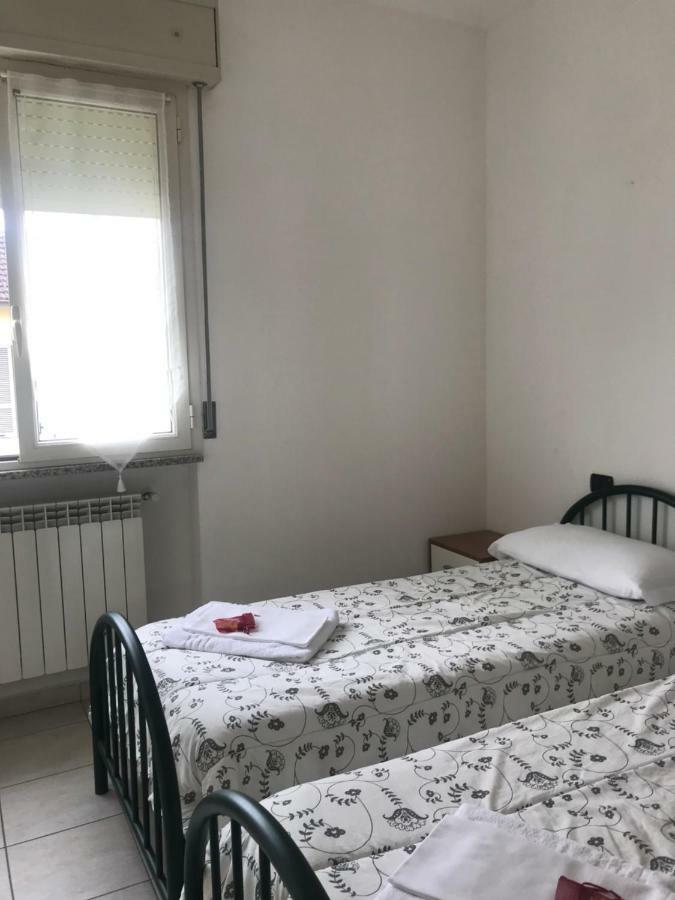 Residence Mariele Tavazzano Buitenkant foto